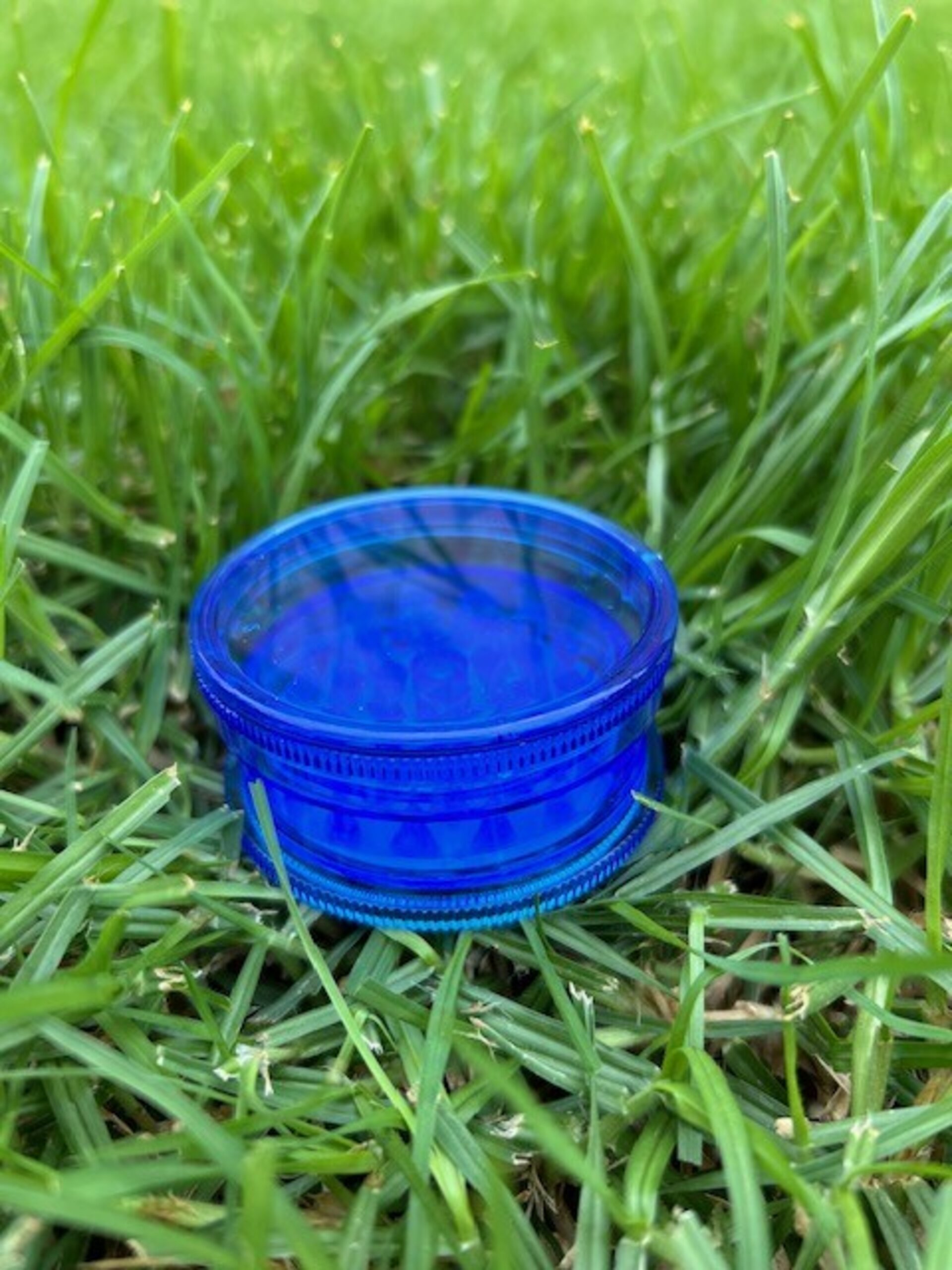 Grinder de Plástico con tapa magnética - 5