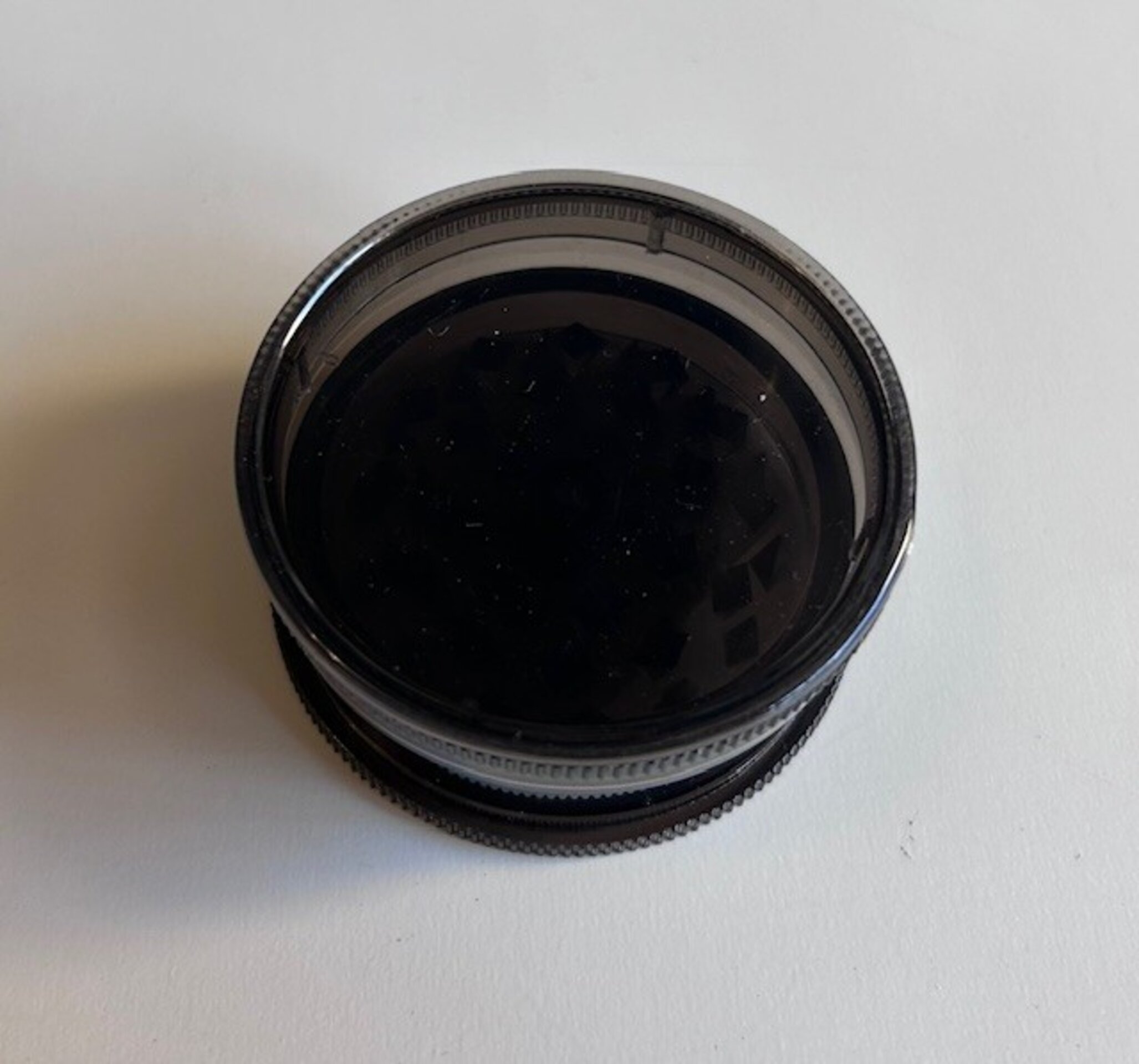 Grinder de Plástico con tapa magnética - 27