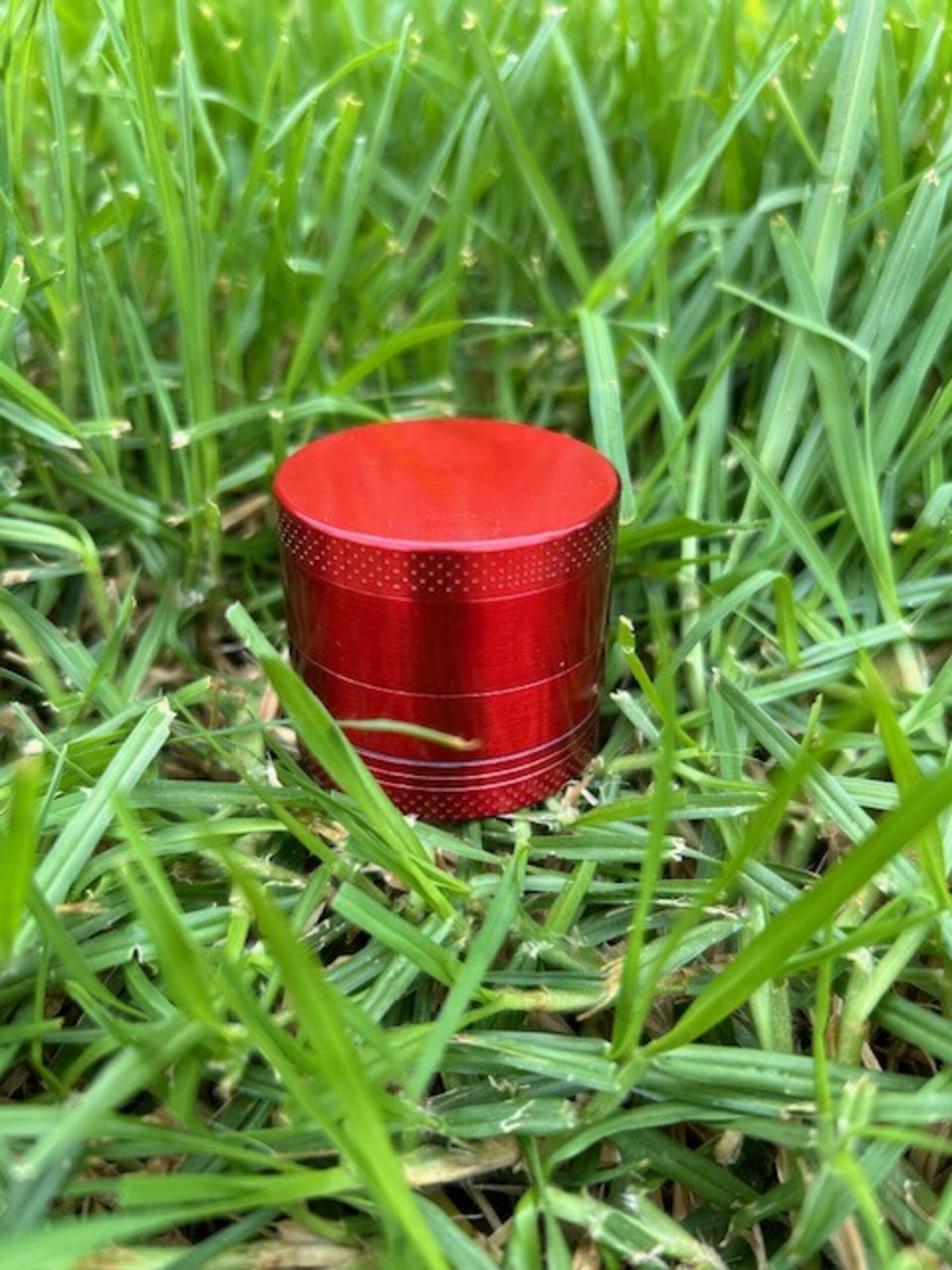 Grinder con tapa magnética - 3